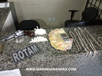 foto de Rotam prende homem com drogas, arma e dinheiro em Sarandi