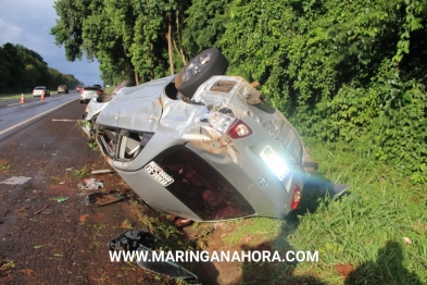 foto de Milagre na rodovia;  Três pessoas ficam feridas após veículos baterem e capotarem em Maringá