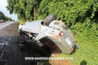 foto de Milagre na rodovia;  Três pessoas ficam feridas após veículos baterem e capotarem em Maringá