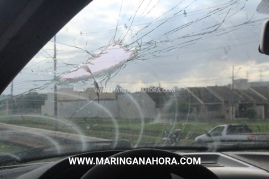 foto de Homem fica ferido após peça de carreta desprender e atingir veículo no Contorno Norte em Maringá