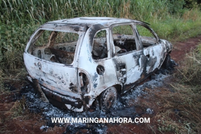 foto de Corpo é encontrado carbonizado dentro de carro em estrada rural entre Marialva e Mandaguari