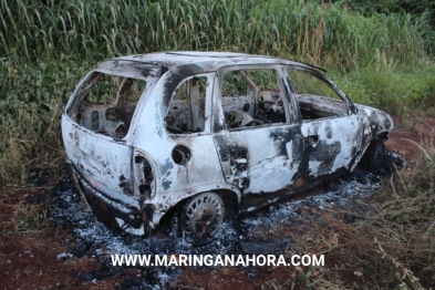 foto de Corpo é encontrado carbonizado dentro de carro em estrada rural entre Marialva e Mandaguari