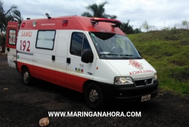 foto de Carreta carregada, capota após motorista perder controle em curva entre os municípios de São Jorge do Ivaí e Doutor Camargo