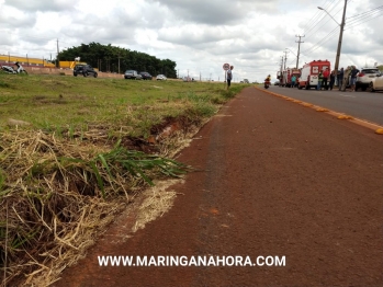 foto de Motorista fica ferida após perder o controle da direção e capotar veículo na marginal da PR-323