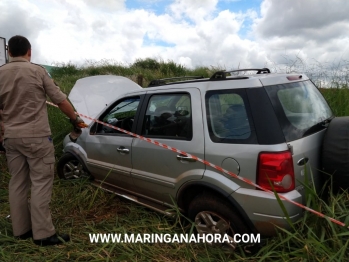 foto de Motorista fica ferida após perder o controle da direção e capotar veículo na marginal da PR-323