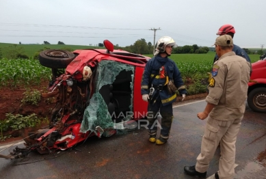 foto de Colisão frontal deixa quatro pessoas feridas, entre elas uma gestante, na PR-323 entre Doutor Camargo e a Ponte do Rio Ivaí