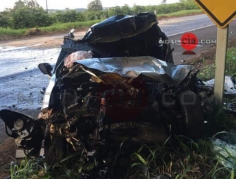 foto de Colisão na PR 323 deixa um morto e outro ferido