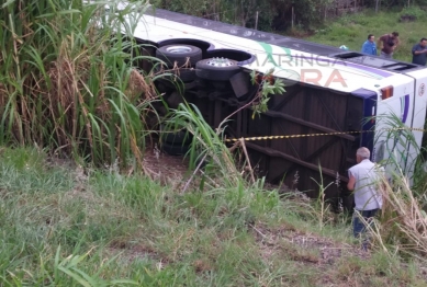 foto de Motorista é morto com tiros de fuzil durante tentativa de assalto a ônibus de turismo em Mandaguari