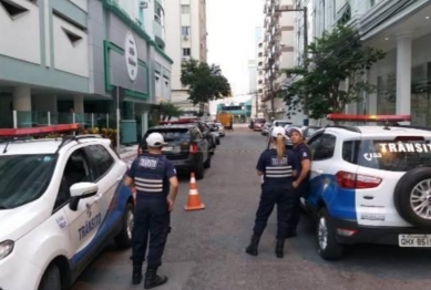 foto de Advogado de Maringá, suspeito de matar a namorada em Balneário Camboriú se entrega à polícia