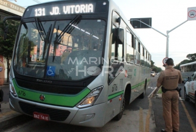 foto de Homem é socorrido em estado gravíssimo ao ser atropelado por ônibus da TCCC em Maringá