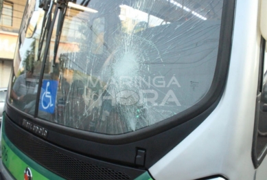 foto de Corpo de homem atropelado por ônibus da TCCC, na Avenida Morangueira em Maringá, é identificado