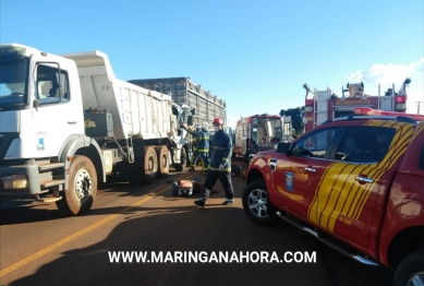 foto de Motorista fica preso às ferragens após violenta colisão traseira na PR-323 em Paiçandu