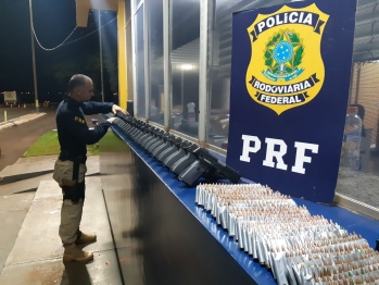 foto de PRF apreende 3,5 toneladas de drogas e 5,9 milhões de carteiras de cigarro no 01º trimestre do ano no Paraná