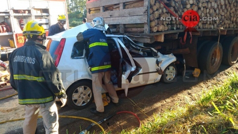 foto de Colisão traseira deixa um morto e outro gravemente ferido neste momento na PR-323