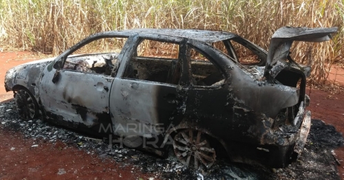 Veículo queimado é encontrado na área rural de Paiçandu. A princípio pode ter sido utilizado em um possível homicídio