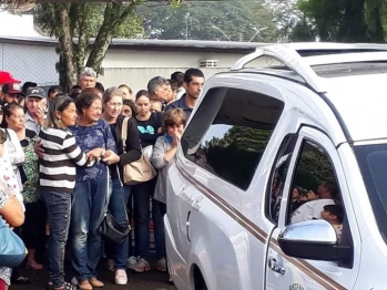 foto de Sob grande comoção, Eduarda é sepultada no Cemitério de Rolândia 