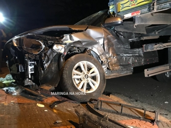 foto de Bandidos roubam carro e se envolve em acidente no Jardim Liberdade em Maringá