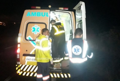 foto de Morre passageiro de motocicleta e piloto fica ferido após moto ser atingida por carreta em Marialva 