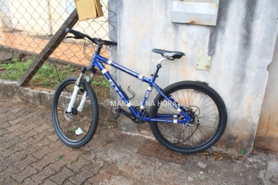 foto de Ciclista é socorrido em estado grave após bater em carro estacionado em Maringá