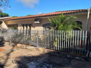 foto de Ladrões covardes invadem casa, fazem família refém e obrigam idosa de 80 anos ficar pelada durante o roubo em Maringá