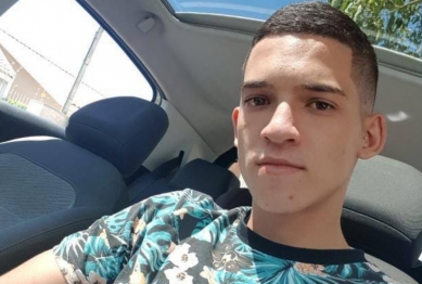 foto de Em fuga, jovem invade dependências de colégio em Sarandi, e acaba morto durante troca de tiros com a Polícia Militar