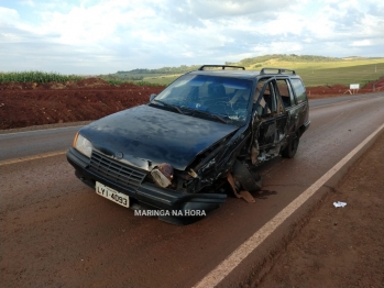 foto de Idoso de 73 anos fica ferido após colidir o veículo contra caminhão na rodovia entre Paiçandu e Água Boa