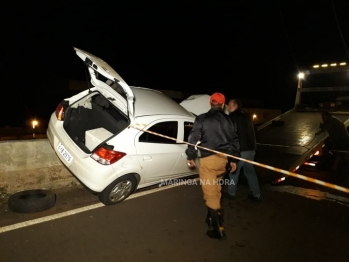 foto de Motorista na contramão provoca acidente grave na rodovia no perímetro urbano de Paiçandu, duas mulheres ficaram feridas. O motorista fugiu do local