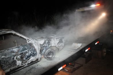 foto de Corpo é encontrado carbonizado dentro de carro incendiado em Mandaguaçu