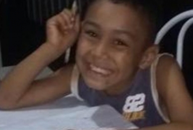 foto de Criança de 8 anos, morre afogada ao cair em tanque de peixe em Santo Inácio