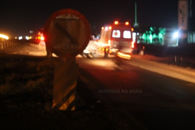 foto de Carro capota e atinge ciclista no início da duplicação da rodovia em Paiçandu