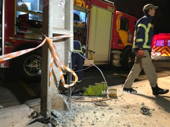 foto de Jovem de 19 anos fica preso às ferragens depois de acidente em Maringá 