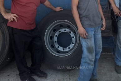 foto de Roda de caminhão se solta e atinge cabeça motociclista em Maringá