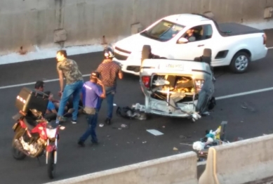 foto de Família fica ferida em capotamento registrado no contorno norte de Maringá