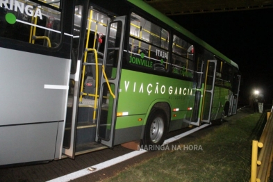 foto de Motorista de ônibus armado com faca fere condutor em briga de trânsito