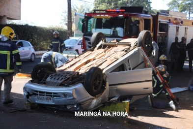 foto de Motorista fica ferida após carro despencar de viaduto em Maringá