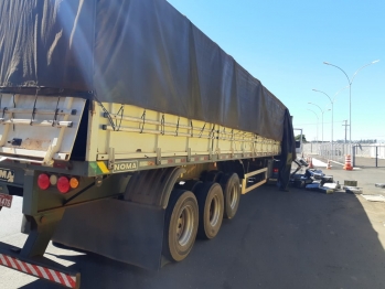 foto de PRF apreende dois fuzis e mais de uma tonelada de maconha em Mandaguari