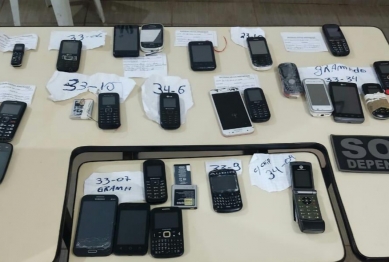 foto de Agentes do DEPEN apreendem celulares e drogas em unidades prisionais de Maringá