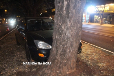 foto de Câmeras de segurança registrou motorista sendo assaltada por três elementos após acidente em Maringá