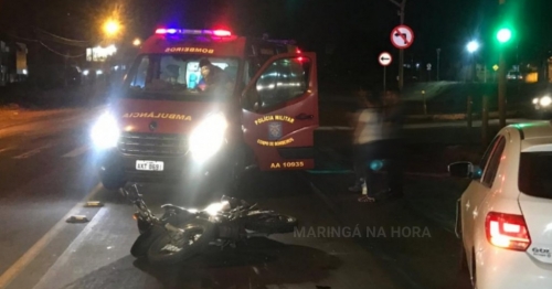 Acidente entre carro e moto no Contorno Sul de Maringá