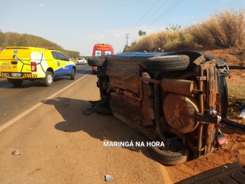 foto de Motorista fica ferido após ser ejetado de carro após capotamento na BR-376