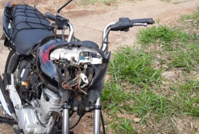 foto de Acidente gravíssimo envolvendo 2 motos e um caminhão na Zona 07 em Maringá 