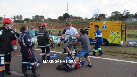 foto de Urgente - motorista é ejetado durante capotamento na BR-376 em Mandaguaçu