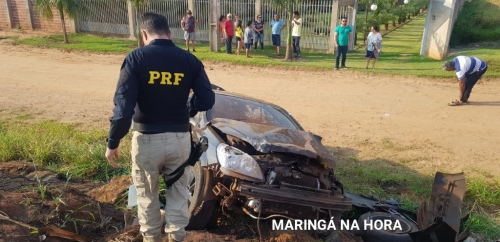 foto de Milagre - Mãe e filha sobrevivem a capotamento violento na BR-376 entre o Distrito de Iguatemi e Mandaguaçu