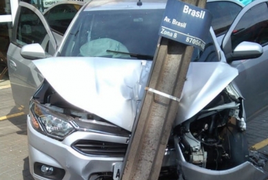 foto de Motorista causa acidente e foge sem prestar socorro em Maringá