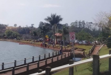 foto de Dois adolescentes de 12 e 13 anos morreram afogados no lago, em Apucarana