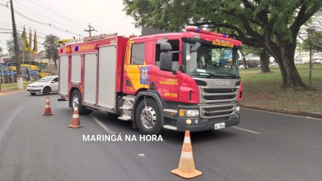 foto de Motoqueiro passa por debaixo de caminhão após acidente registrado hoje em Maringá 