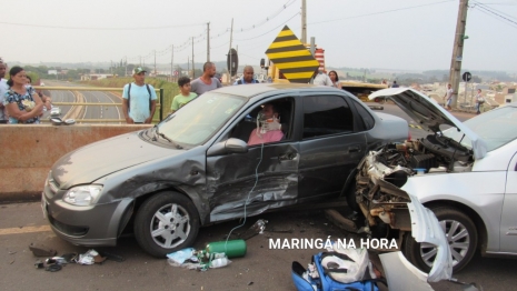 foto de Acidente entre dois carros deixa uma pessoa ferida em Mandaguaçu