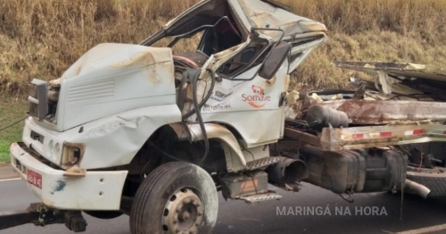 Milagre - Motorista sobreviveu a um capotamento de caminhão em Maringá 