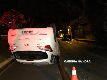 foto de Capotamento na Vila Operária em Maringá 