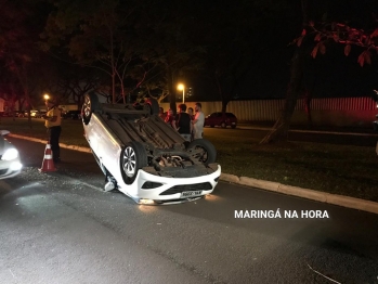 foto de Capotamento na Vila Operária em Maringá 